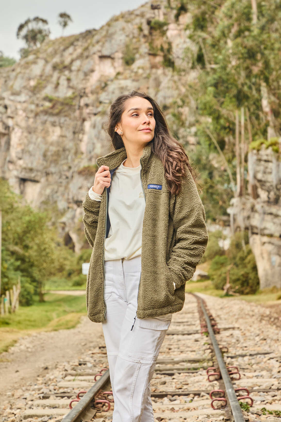 OLIVE GREEN POLAR FLEECE SWEATER – UNISEX