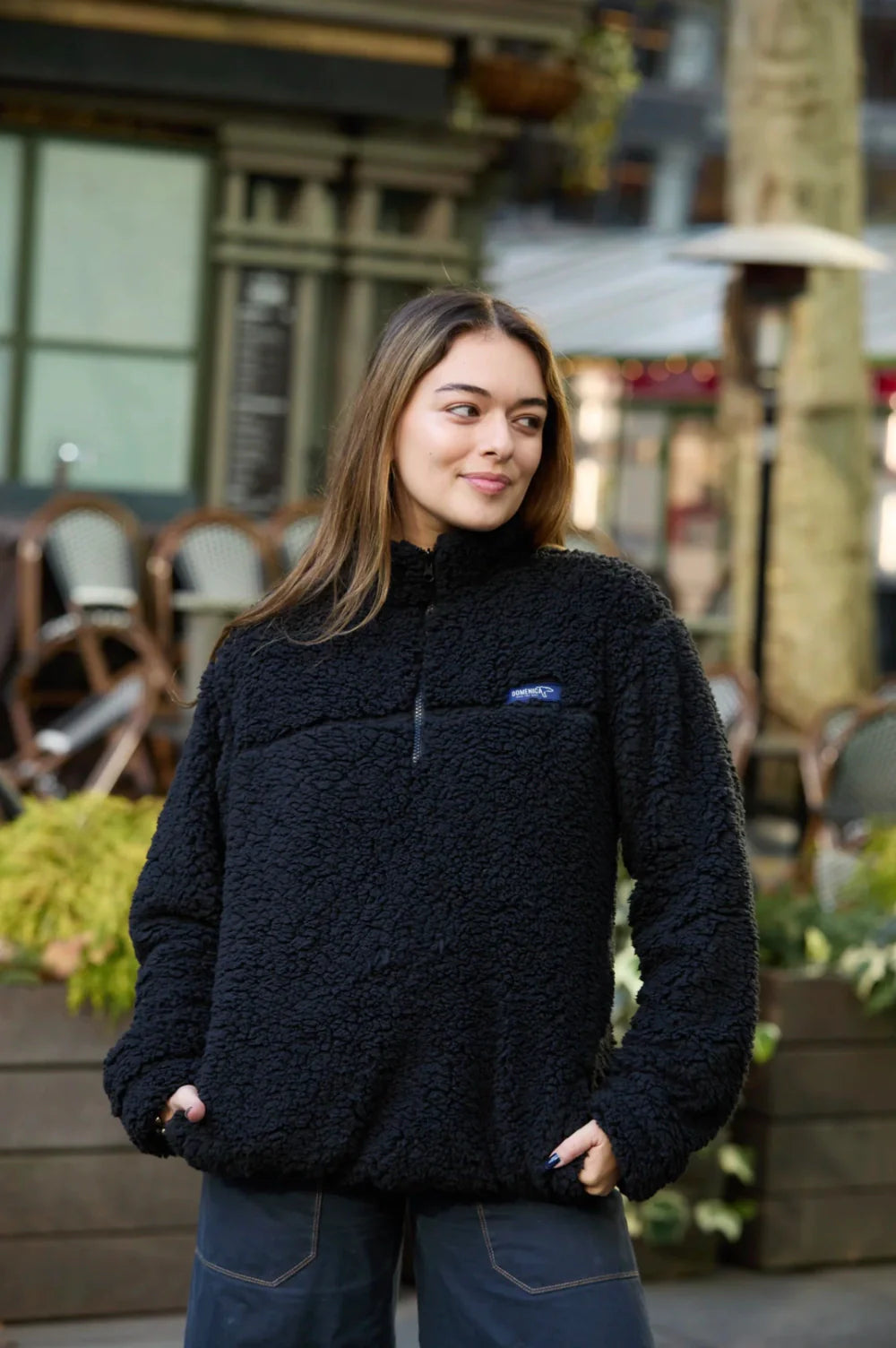 BLACK POLAR FLEECE SWEATER – UNISEX